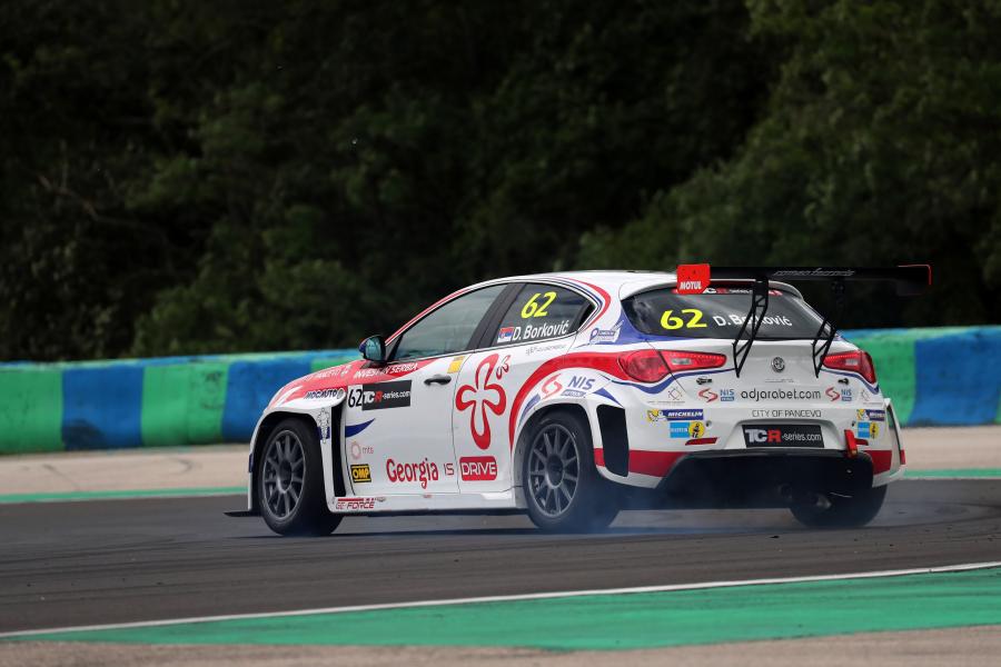  Alfa Romeo Giulietta TCR by Romeo Ferraris (940) 2016 года  (фото 26 из 40)